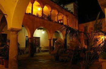 Briona 3*